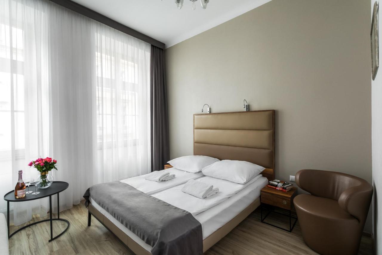 G12 Aparthotel Cracóvia Exterior foto